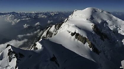 Французский альпинист нашел на горе Монблан клад стоимостью 246 тысяч евро