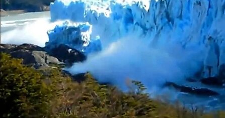 В Аргентине обрушился ледник