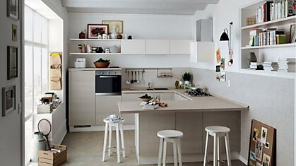 Кухни с низким потолком: 15 хитростей дизайна