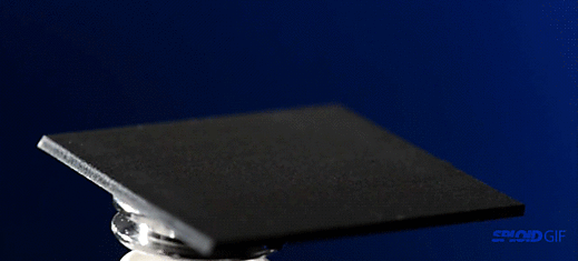 Создана технология гравировки металла для достижения «супергидрофобного эффекта»