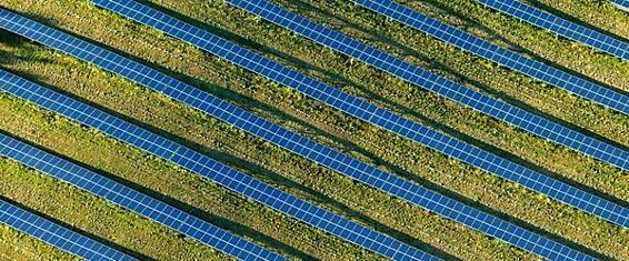Франция начнет получать чистую энергию от крупнейшего солнечного фотоэлектрического проекта Европы
