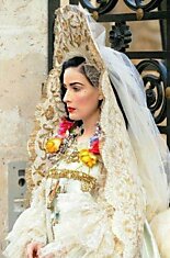 Дита фон Тиз в свадебном платье в "русском стиле" от Кристиана Лакруа