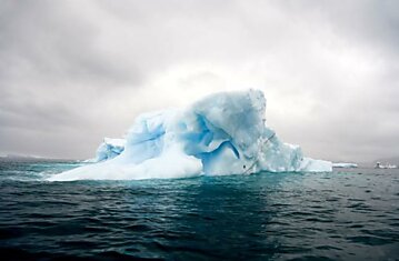 Арктических льдов осталось так мало, что географические атласы больше неактуальны