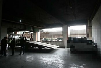 Непрочные стены китайских паркингов