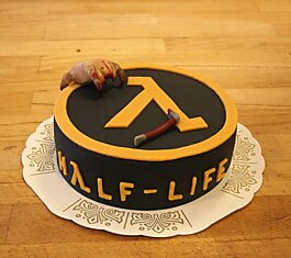 Сегодня Half-Life исполнилось 15 лет