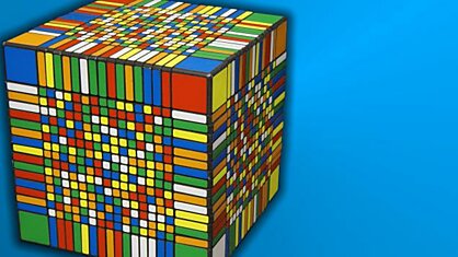 Самый большой кубик Рубика в мире: на решение головоломки требуется 7,5 часов