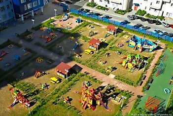 Как делаются детские площадки (44 фото)