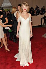 Тейлор Свифт (Taylor Swift) на «Metropolitan Museum of Art Costume Institute Gala 2010»