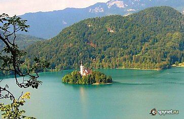 Остров на озере Блед в Словении (23 фото)
