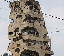 Танковый монумент «Надежда на мир»  в Бейруте
