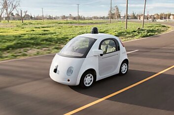 Автомобиль Google выезжает на дороги общего пользования