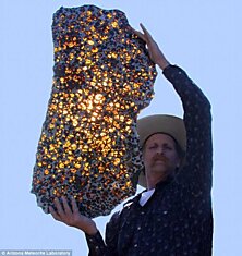 Красивый и таинственный метеорит