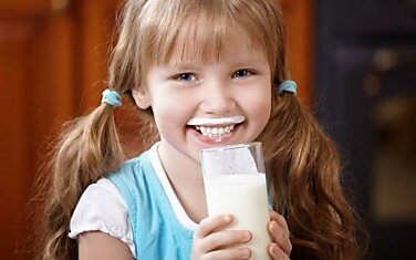 Диетолог объяснил: «Употребление молока взрослыми людьми приводит к смерти от…»