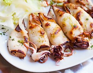 Рецепт диетического блюда из кальмаров