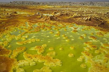 Данакильская соляная долина – самое безжалостное место на Земле (14 фотографий)