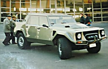 Внедорожник Lamborghini LM002