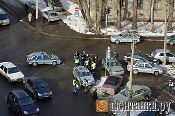 И эти люди лечат нас как водить автомобиль, стыдно