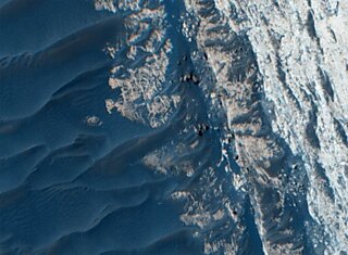 NASA выложило hi-res фотографии каньона Офир