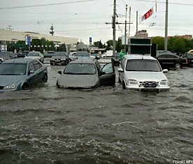 Дождик в центре Москвы