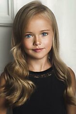 Кристина Пименова - самая востребованная девочка-фотомодель в мире. Ей всего 5 лет.