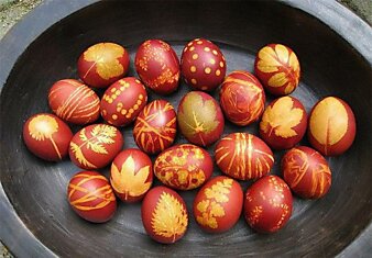 Диковинные способы украшения пасхальных яиц