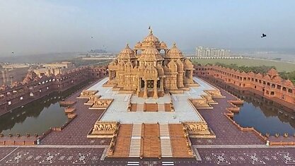 Индуистский храм Акшардхам в Дели, Индия...
