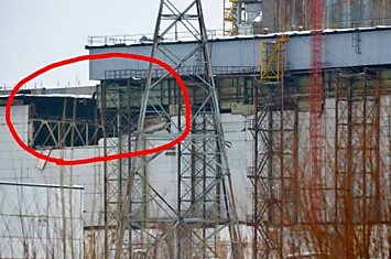 На Чернобыльской АЭС упала южная стена укрытия