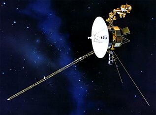 Voyager 1 на гребне волны межзвездного «цунами»