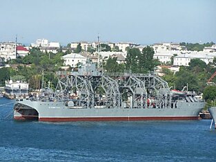 История старейшего корабля Черноморского флота (8 фото + текст)