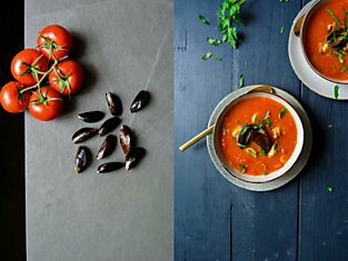 Ароматный томатный суп с шафраном и мидиями