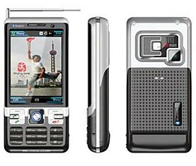 Китайский вариант Sony Ericsson C702