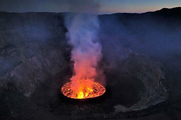 Жерло вулкана Nyiragongo