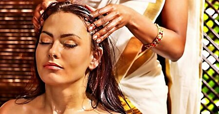 Как использовать средства по уходу за волосами согласно аюрведе
