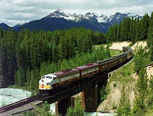 Красивые пейзажи Канадской железной дороги