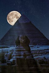 Шикарные ночные снимки египетских пирамид на фоне Млечного пути