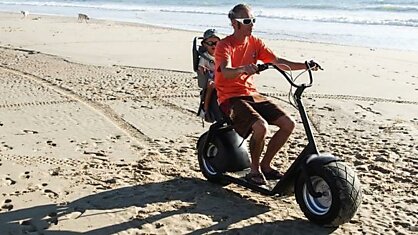 Полноприводный скутер eGroov для пляжа, леса и города