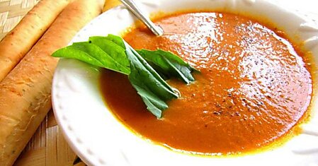 Роскошный томатный суп «Pappa al pomodoro». Любимый рецепт Софи Лорен!