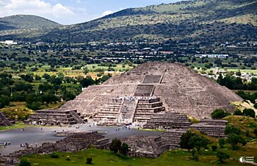 Теотиуакан - одна из известнейших туристических достопримечательностей Мексики.