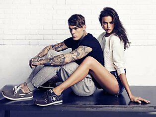 Ирина Шейк стала лицом рекламной кампании испанского обувного бренда XTI