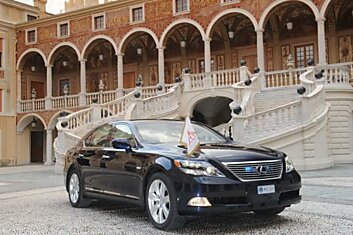 Князь Монако выбрал Lexus для своей свадьбы