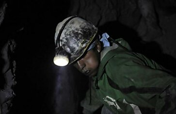 Дети, работающие на рудниках и в шахтах (10 фото)