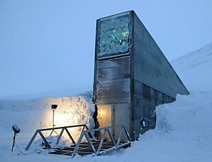 Svalbard  - глобальное хранилище семян (28 фотографий)