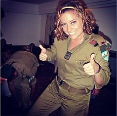 Израильские солдаты в Инстаграм (14 фото)