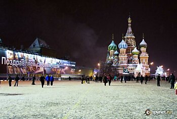 Красная площадь за три часа до Нового года (9 фото)