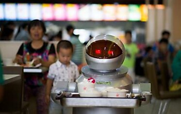 В Китае открылся робо-ресторан
