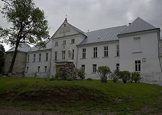 Замок в Язловеце