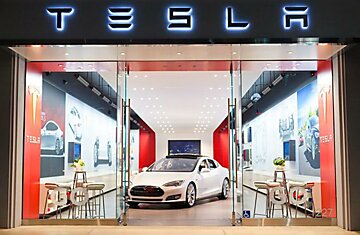 Федеральная торговая комиссия поддержала Tesla в вопросе прямых продаж электрокаров покупателям