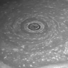 «Кассини» получил снимок «глаза Сатурна»