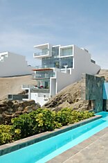 Пляжный домик Альвареса (Alvarez Beach House)