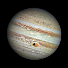 Юпитер на некоторое время превратился в гигантского циклопа